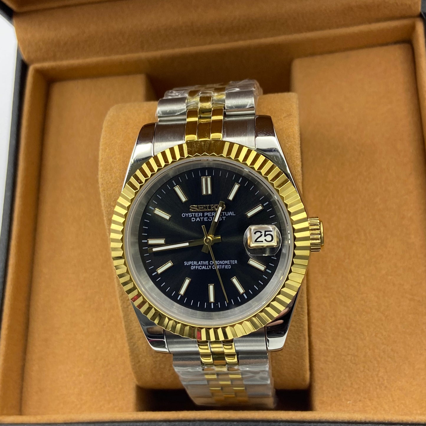 Seiko Mod Datejust – Obsidian Black Dial with Luxe Gold Bracelet